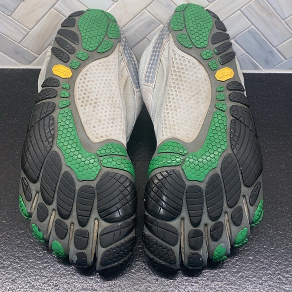 VIBRAM 5 Finger Shoes - Picture 7 of 10